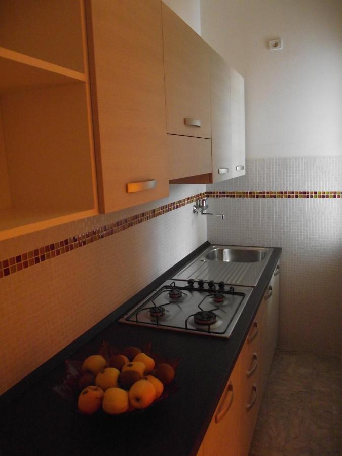 Bike And Breakfast Apartments Pietra Ligure Bagian luar foto
